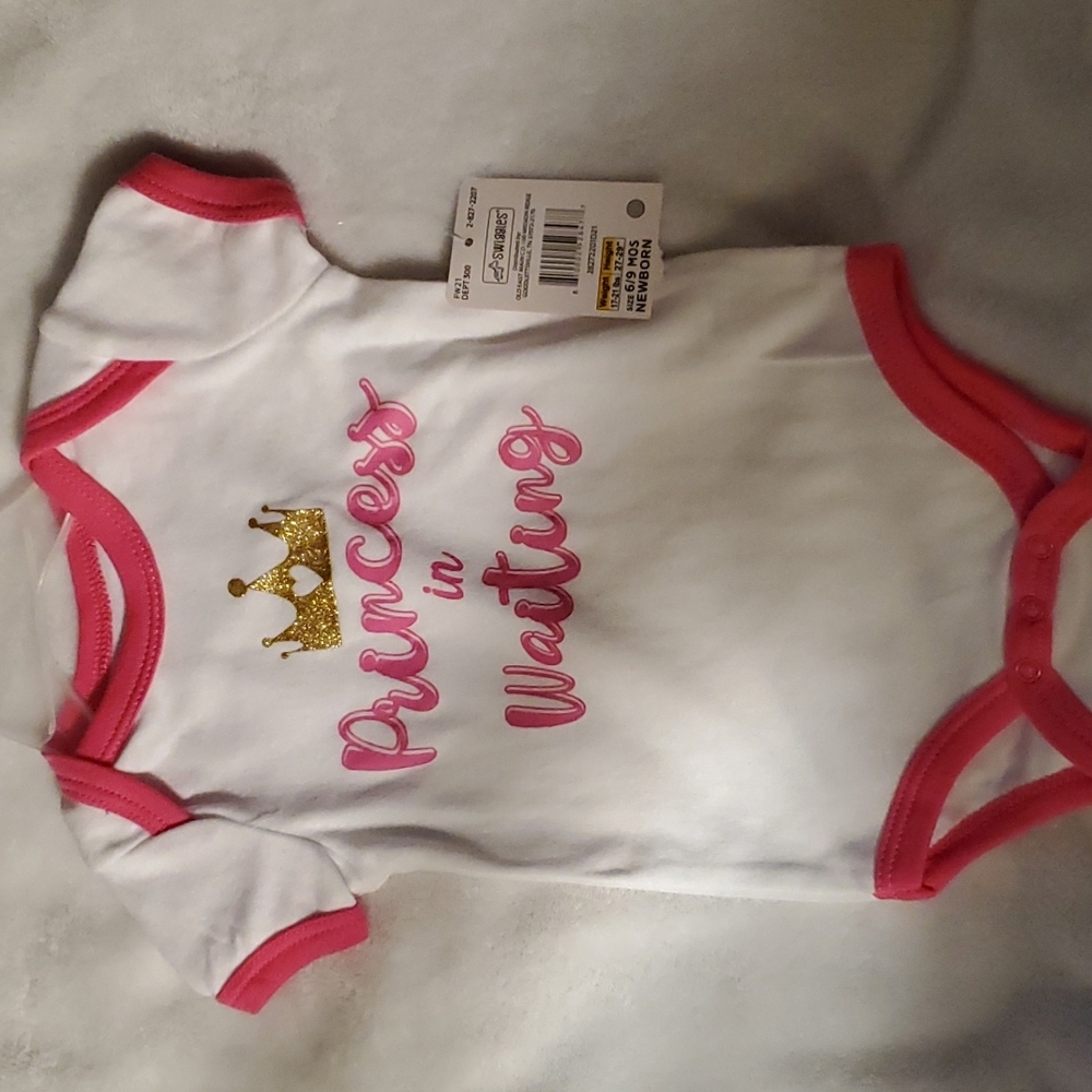 6/9 mth. Onesie